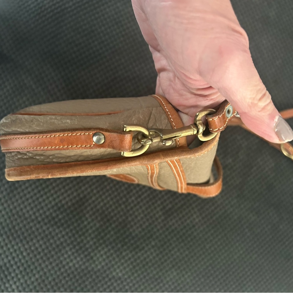 Dooney & Bourke Leather Shoulder Bag - Picture 5 of 6